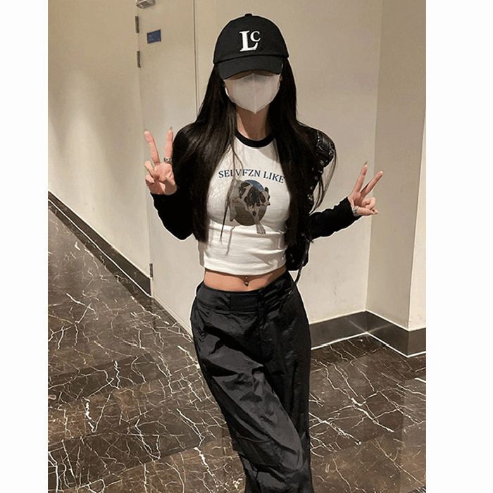 MR 实价 美式复古插肩长袖t恤女打底衫修身辣妹风短款正肩上 MR 实价 美式复古插肩长袖t恤女打底衫修身辣妹风短款正肩上