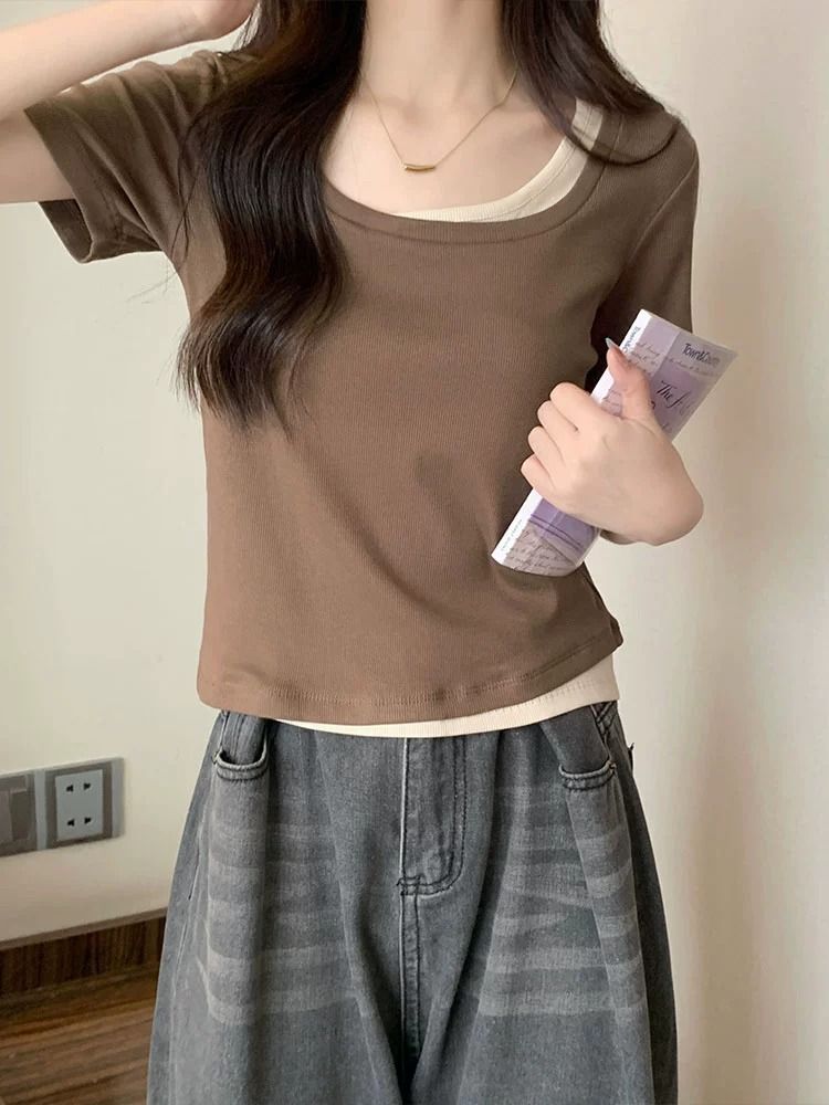 官图实价 方领撞色T恤女新款设计感小众假两件修身显瘦短袖上衣