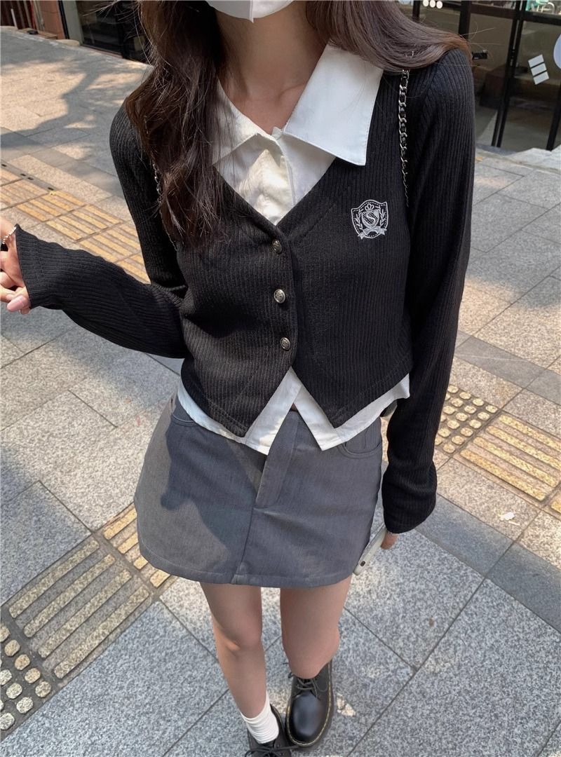 设计感小众辣妹假两件短款长袖上衣女秋季外穿修身显瘦针织衫外套