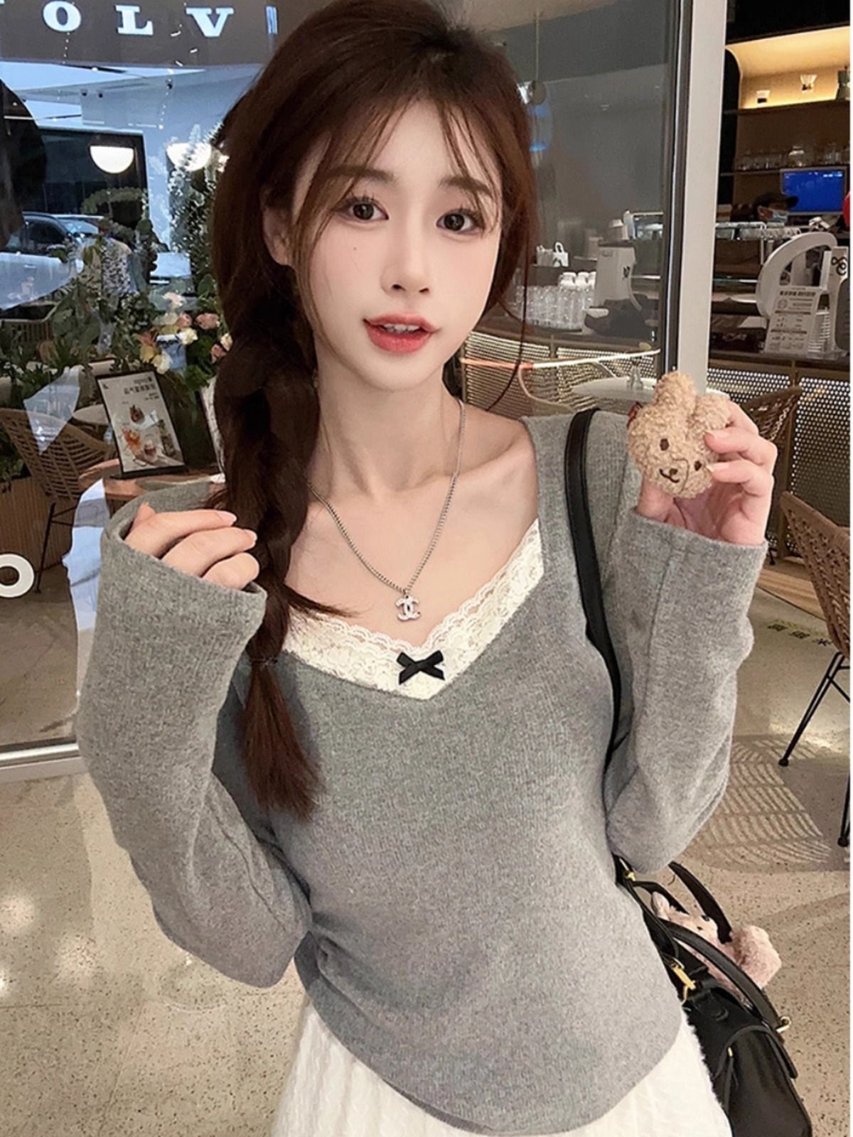 MR 现货 蕾丝拼接T恤女秋冬小心机加厚磨毛内搭长袖打底衫上