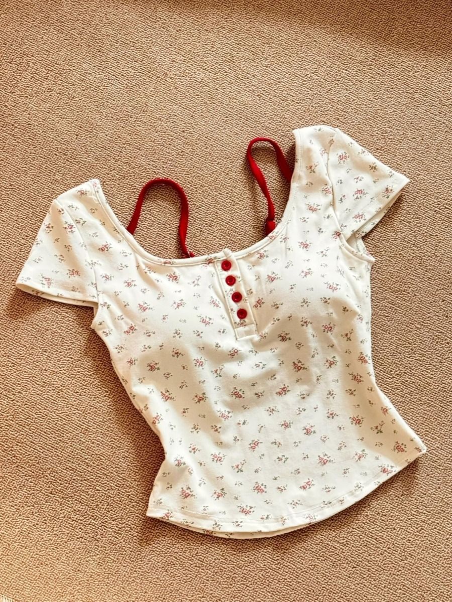 带胸垫 假两件短袖t恤女夏季新款设计感小众性感辣妹露背上 带胸垫 假两件短袖t恤女夏季新款设计感小众性感辣妹露背上