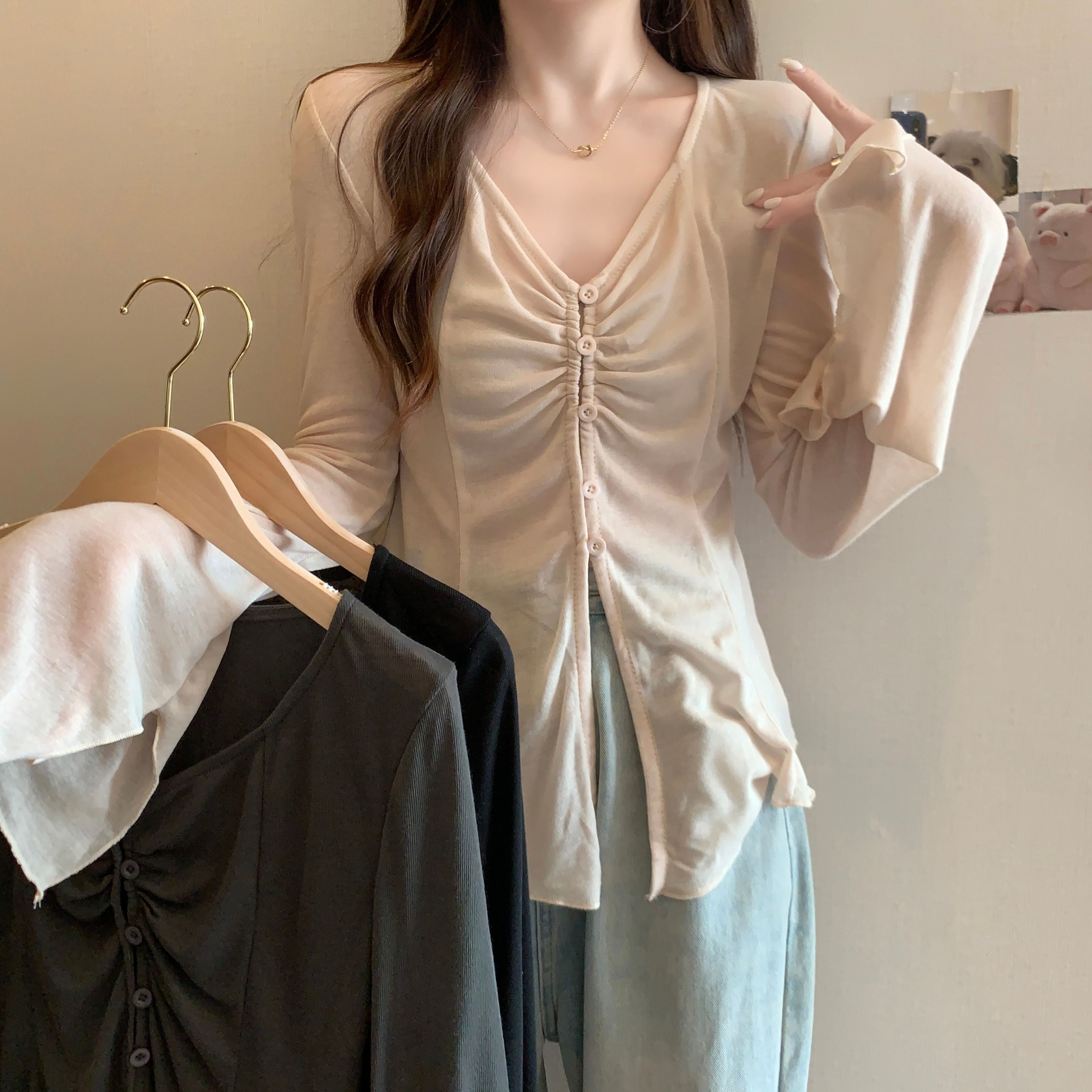 MR 原版面料 冰丝防晒开衫女夏季薄款罩衫纯欲不规则v领长袖 MR 原版面料 冰丝防晒开衫女夏季薄款罩衫纯欲不规则v领长袖