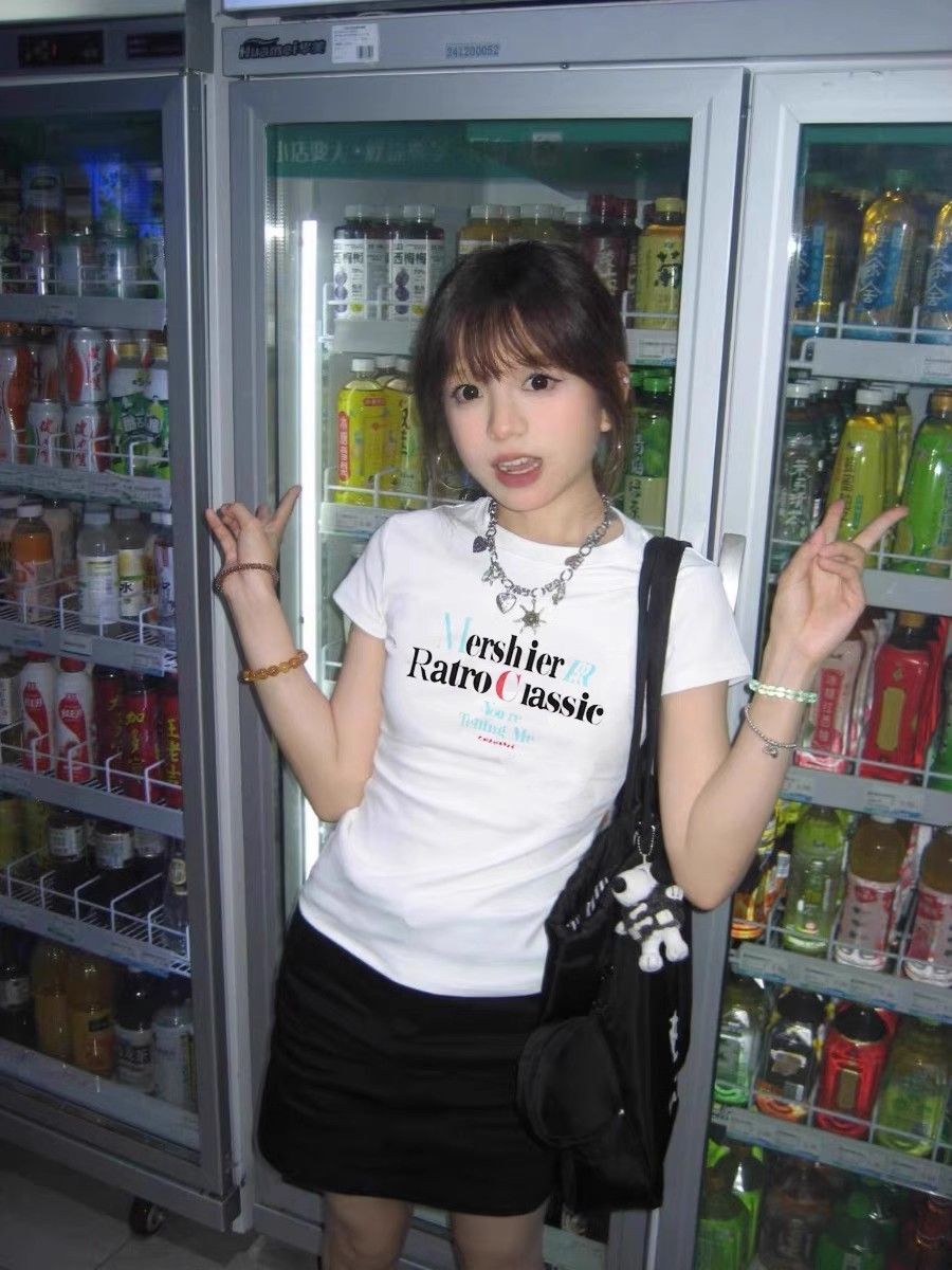 【1*1纯棉 常规款】印花正肩常规短袖 高弹力新款夏季修身显 【1*1纯棉 常规款】印花正肩常规短袖 高弹力新款夏季修身显