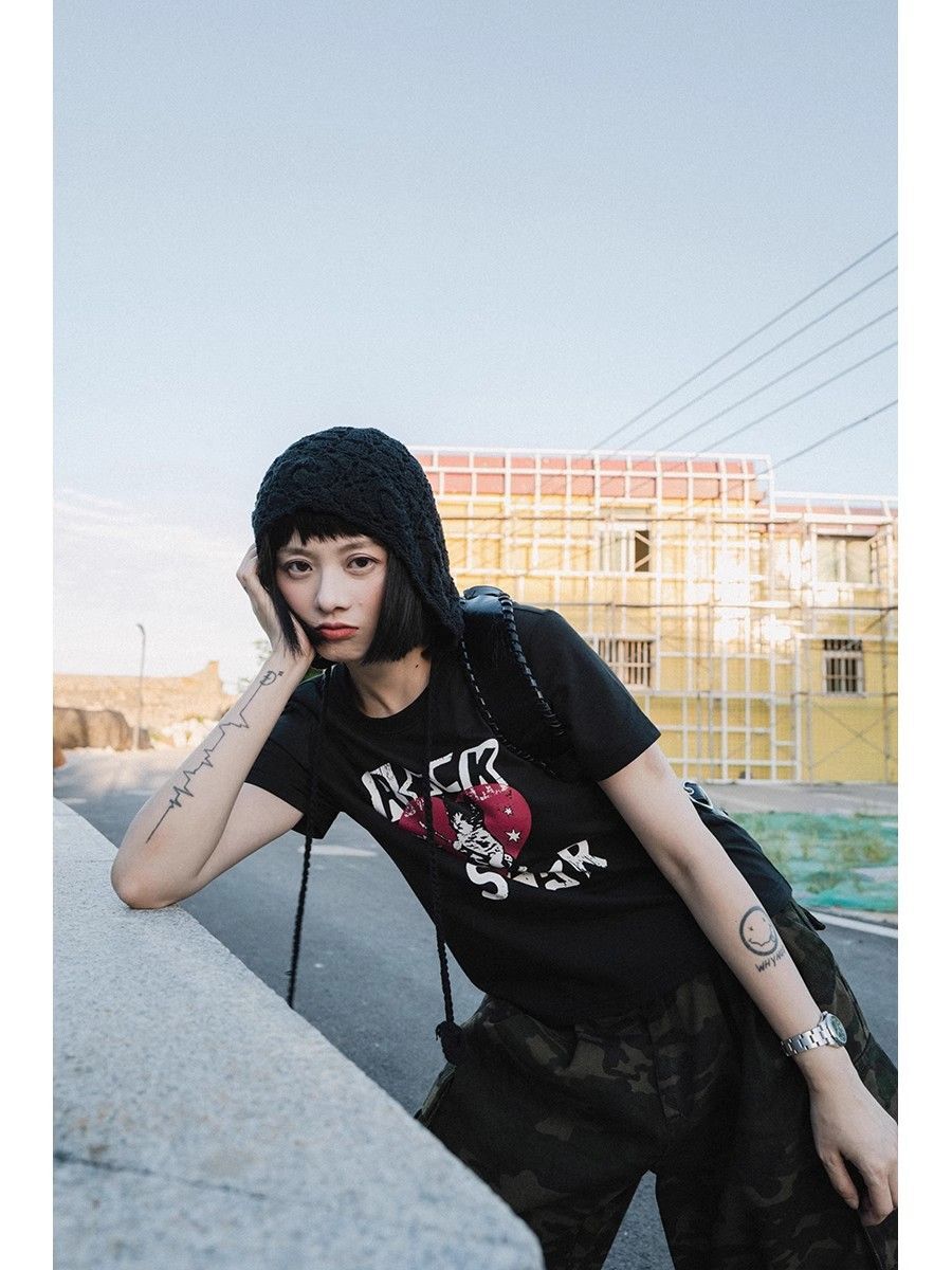 【1*1纯棉 常规款】印花正肩常规短袖 高弹力新款夏季修身显 【1*1纯棉 常规款】印花正肩常规短袖 高弹力新款夏季修身显