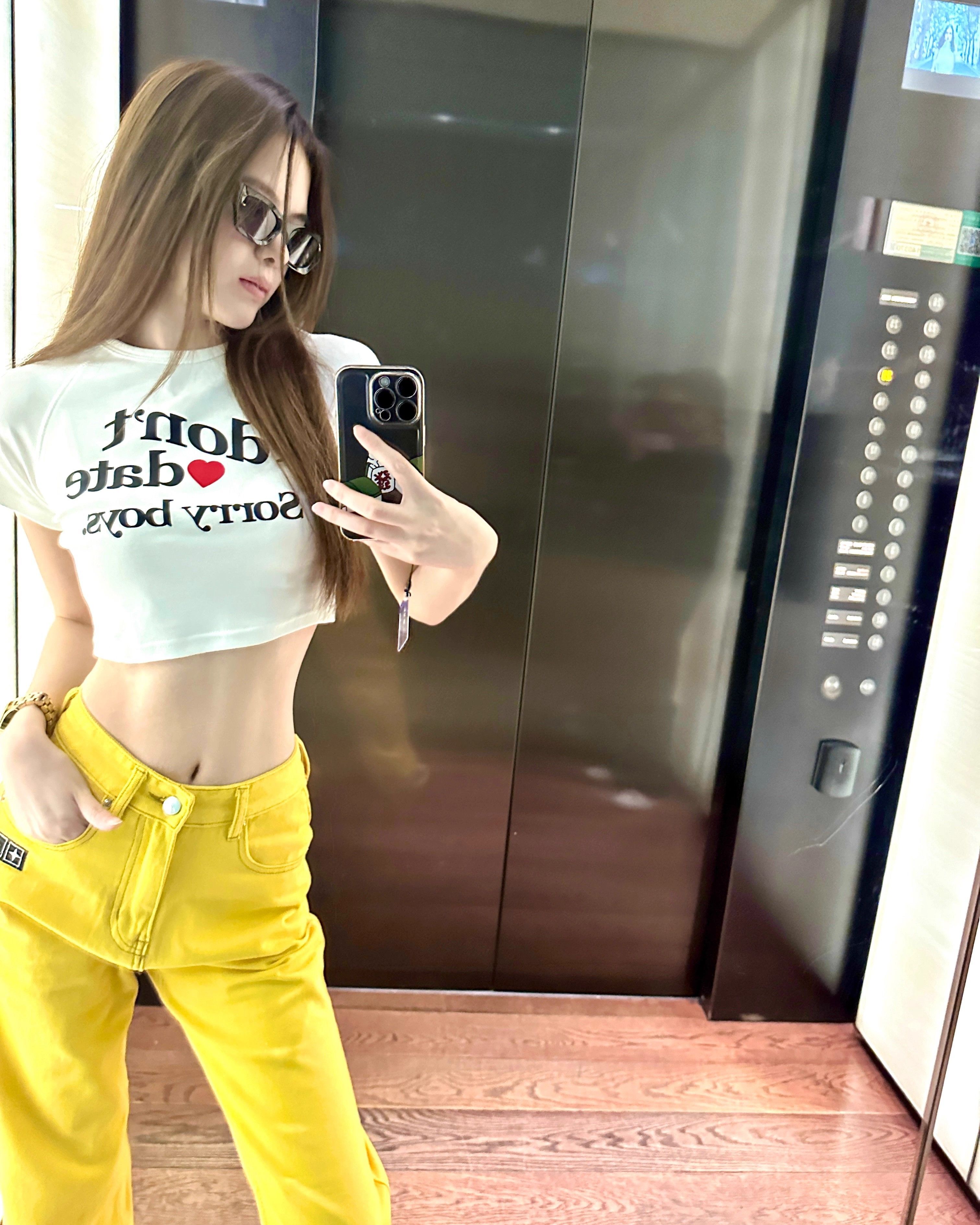 【包肩包领】夏日多巴胺穿搭恤美式短款辣妹修身