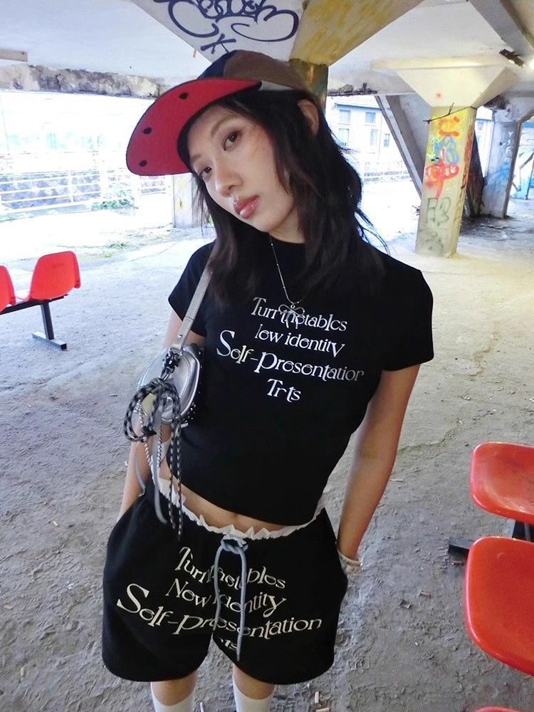 【包肩包领】夏日多巴胺穿搭恤美式短款辣妹修身