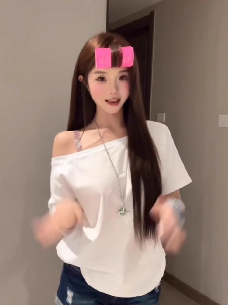 美式复古斜肩短袖t恤女夏季设计感小众宽松露肩辣妹上衣