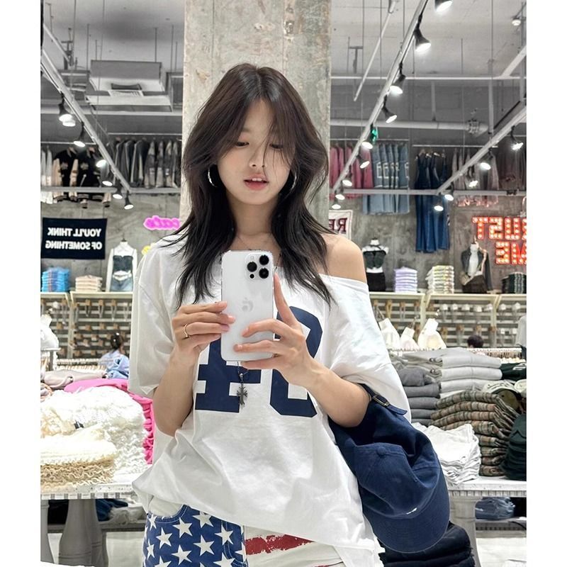 美式复古斜肩短袖t恤女夏季设计感小众宽松露肩辣妹上衣