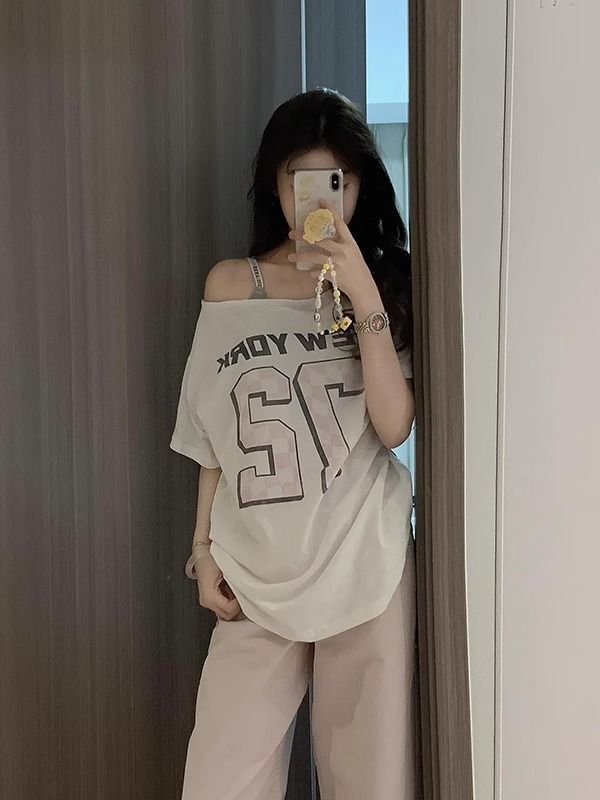 美式复古斜肩短袖t恤女夏季设计感小众宽松露肩辣妹上衣