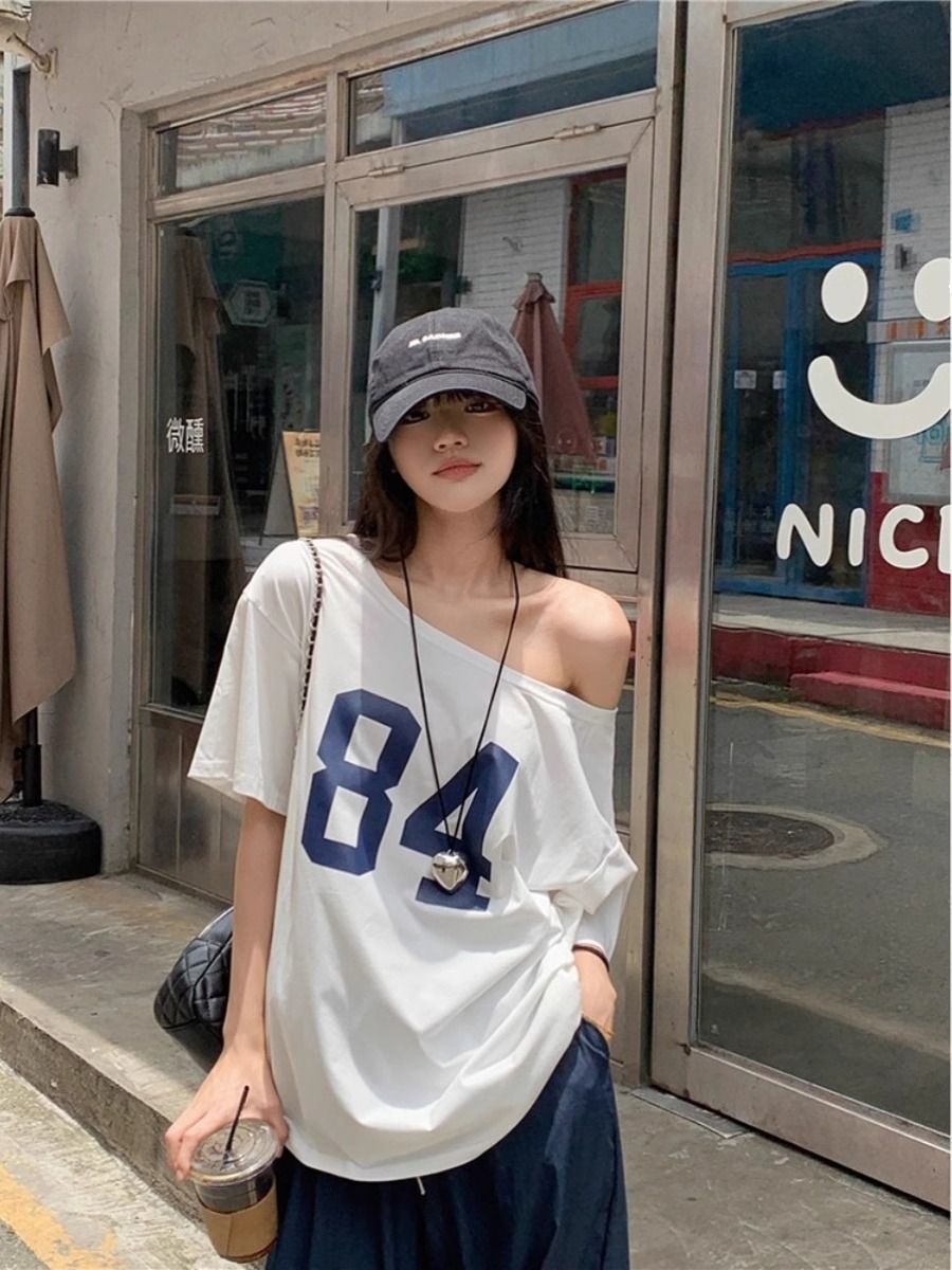 美式复古斜肩短袖t恤女夏季设计感小众宽松露肩辣妹上衣