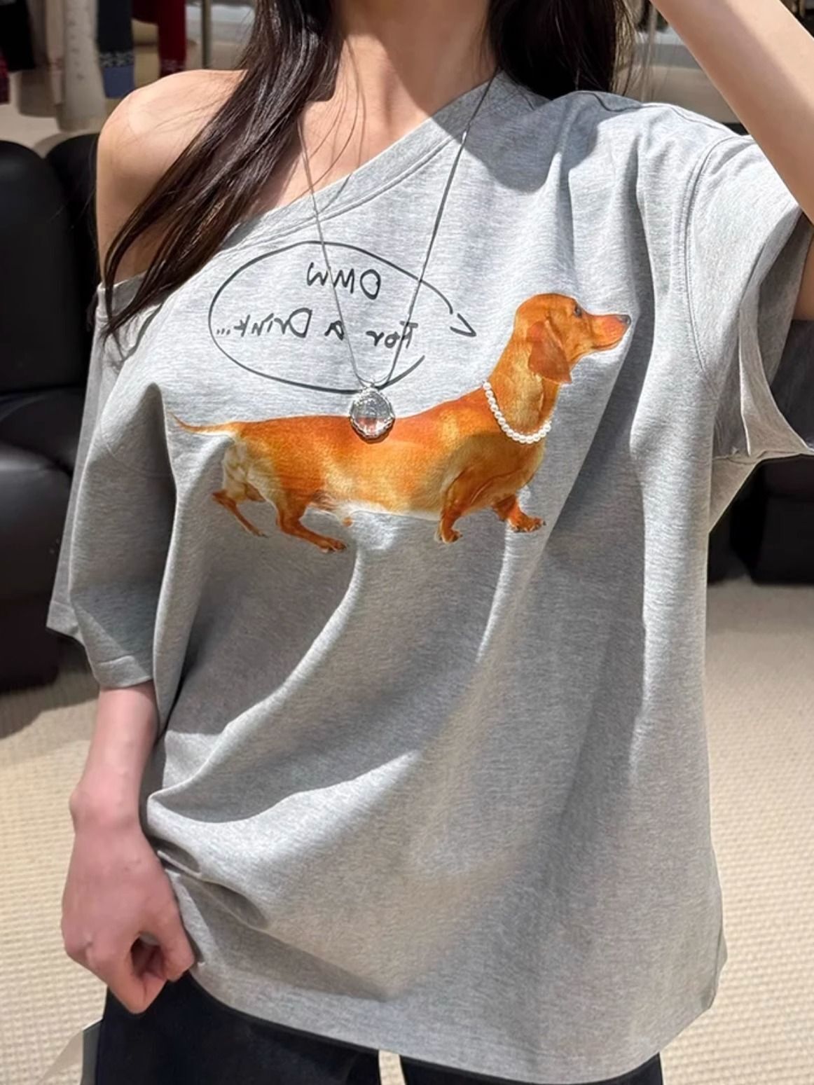 美式复古斜肩短袖t恤女夏季设计感小众宽松露肩辣妹上衣