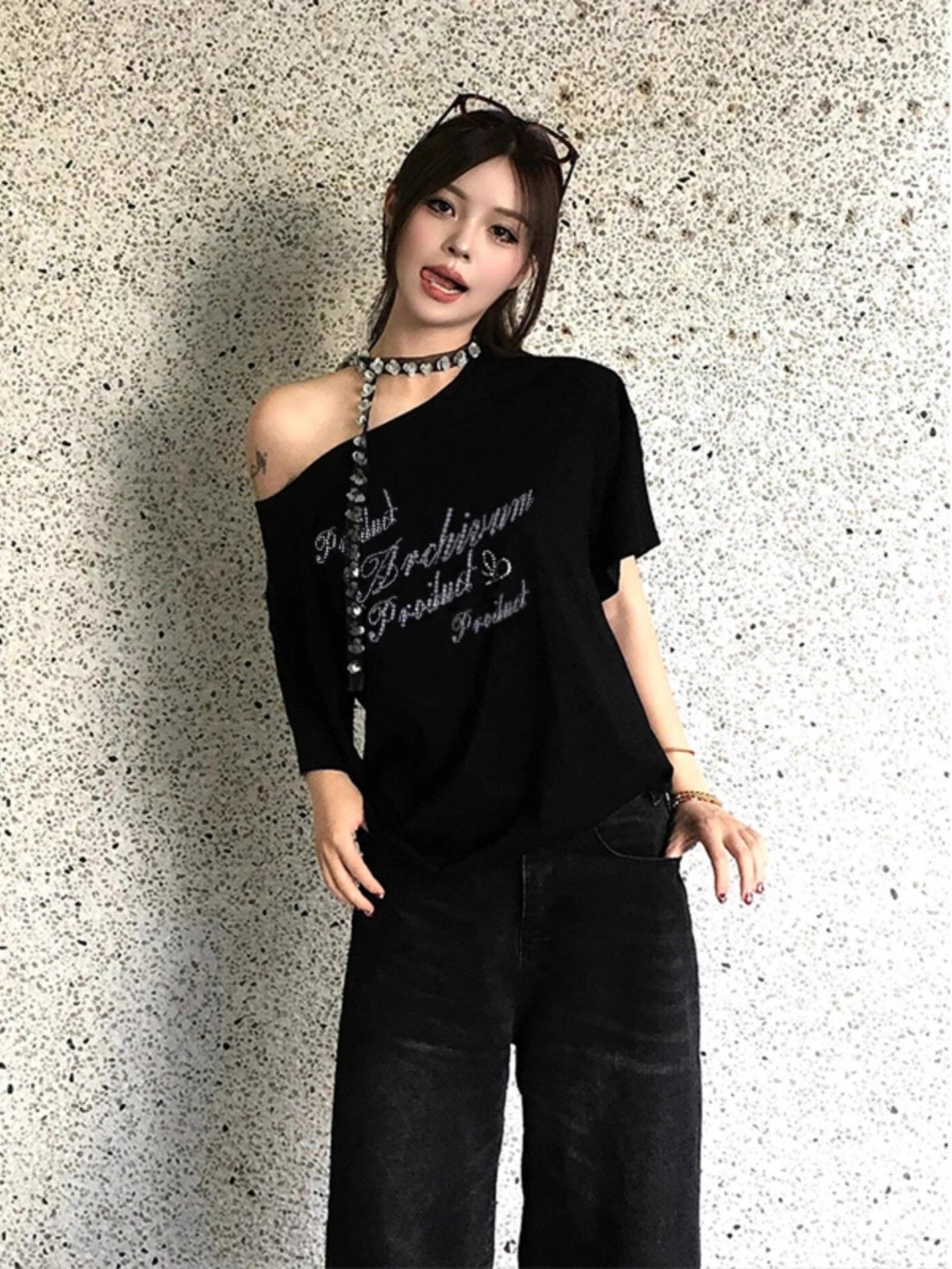 美式复古斜肩短袖t恤女夏季设计感小众宽松露肩辣妹上衣