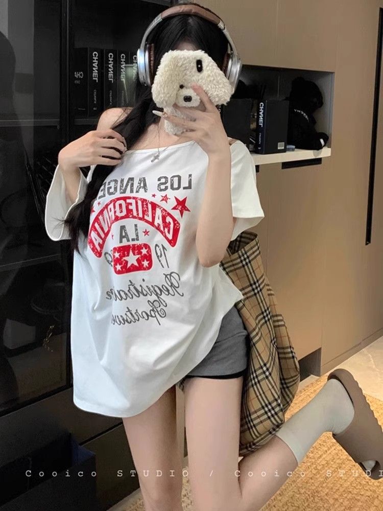 美式复古斜肩短袖t恤女夏季设计感小众宽松露肩辣妹上衣