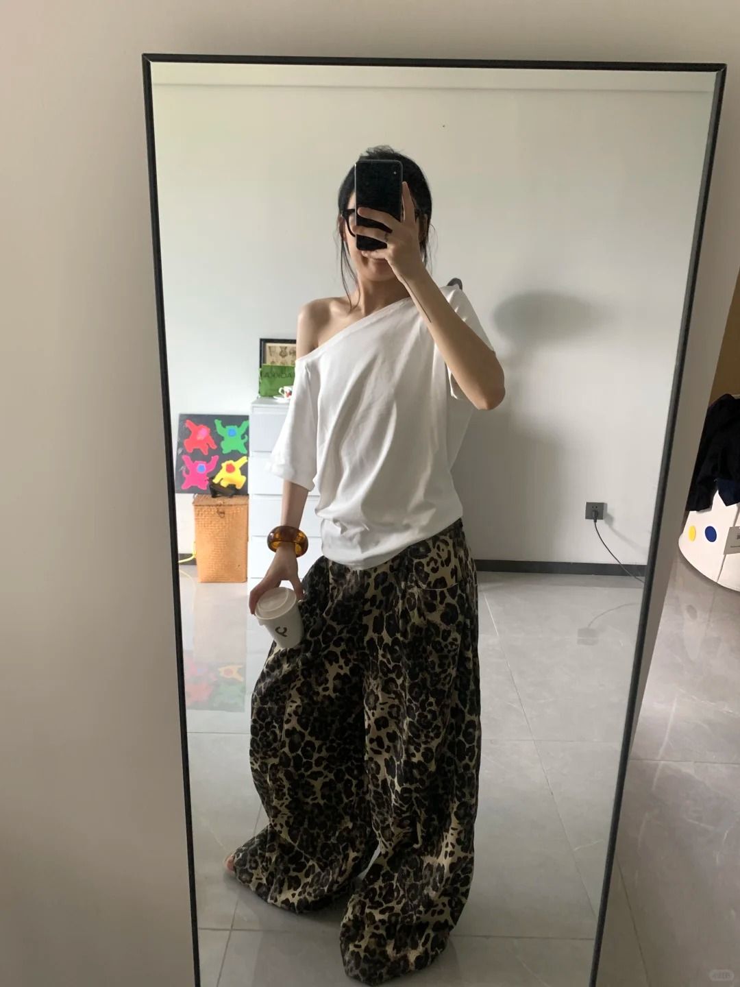 美式复古斜肩短袖t恤女夏季设计感小众宽松露肩辣妹上衣