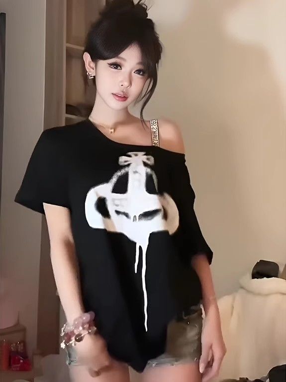 美式复古斜肩短袖t恤女夏季设计感小众宽松露肩辣妹上衣