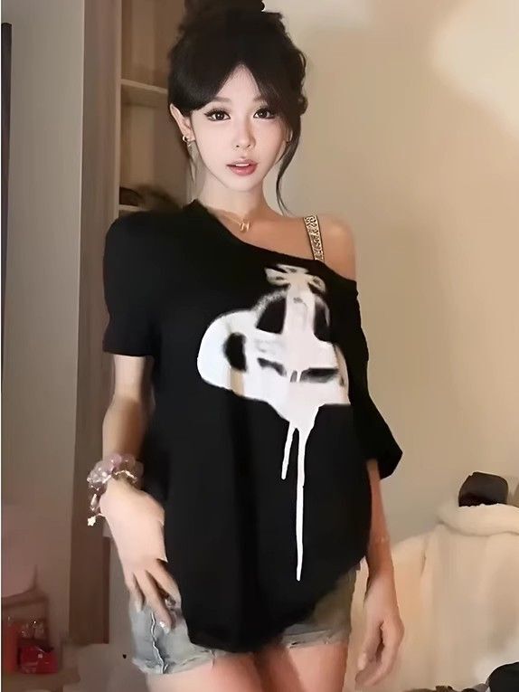 美式复古斜肩短袖t恤女夏季设计感小众宽松露肩辣妹上衣