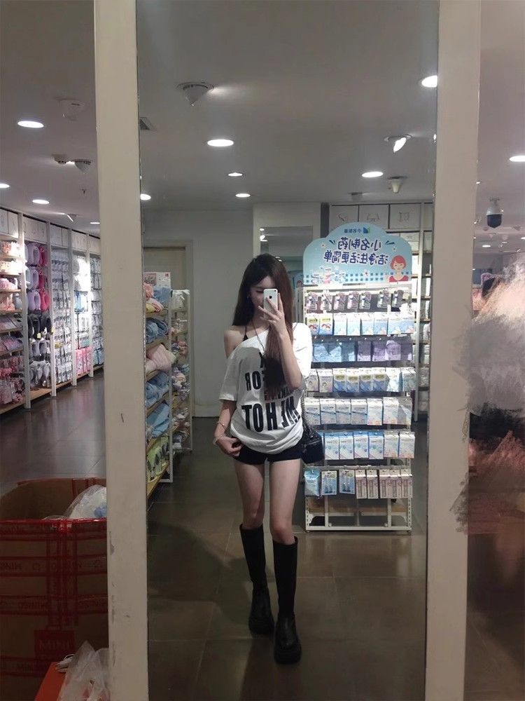 美式复古斜肩短袖t恤女夏季设计感小众宽松露肩辣妹上衣